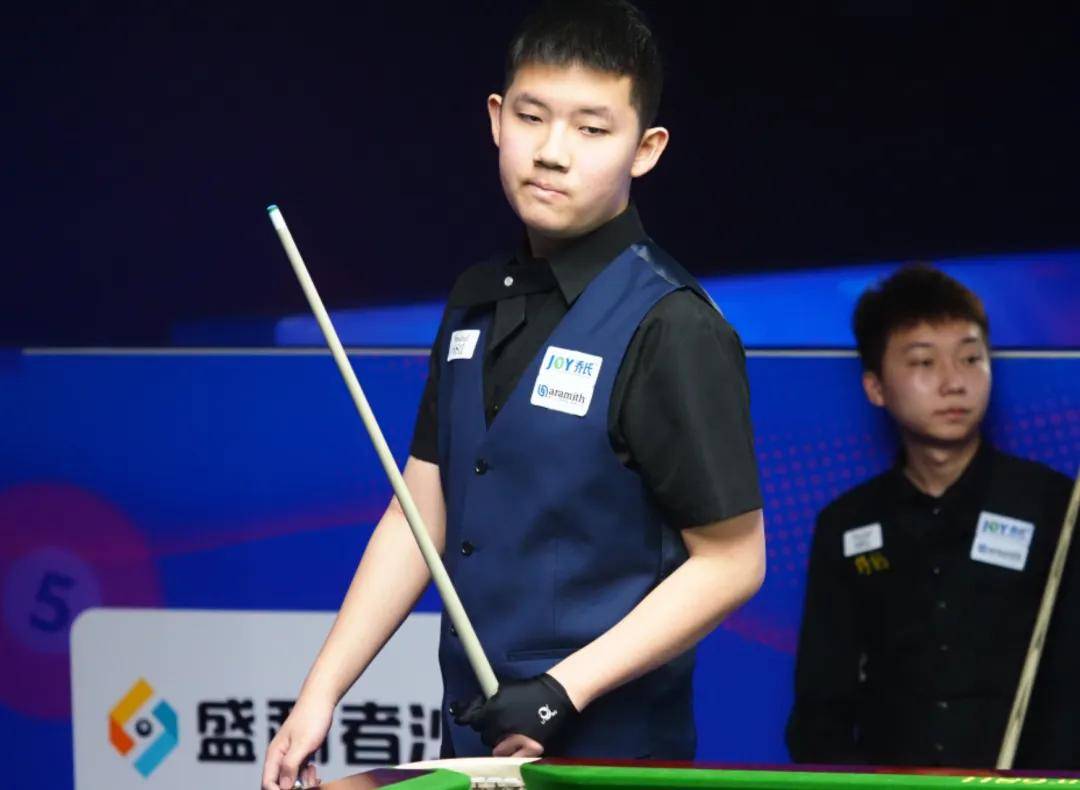 两场失利却 两场失利却