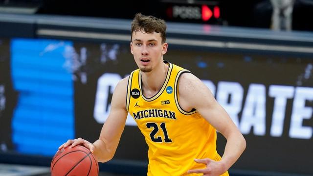 肩前辈的顶 肩前辈的顶