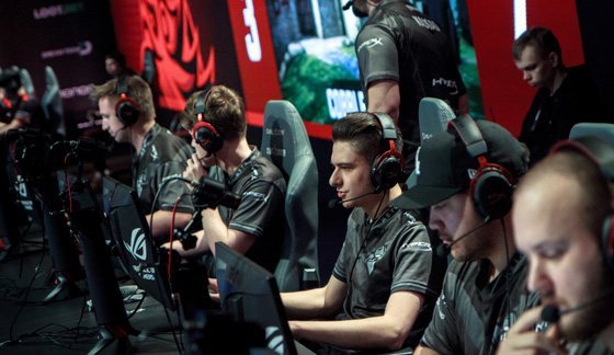 多家俱乐部 多家俱乐部